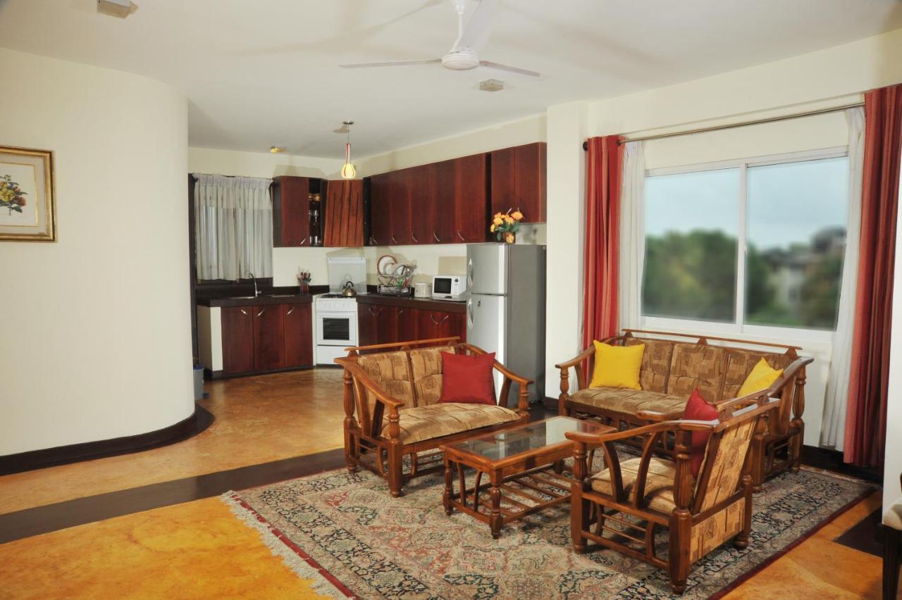 Prestige Court Residencies Hotel Dehiwala-Mount Lavinia Exterior photo